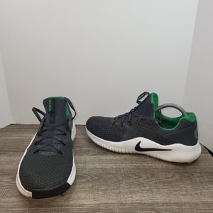 Nike Free Oregon Ducks TR8 - AR0421-001 Running Shoes Sneakers Sz 9.5